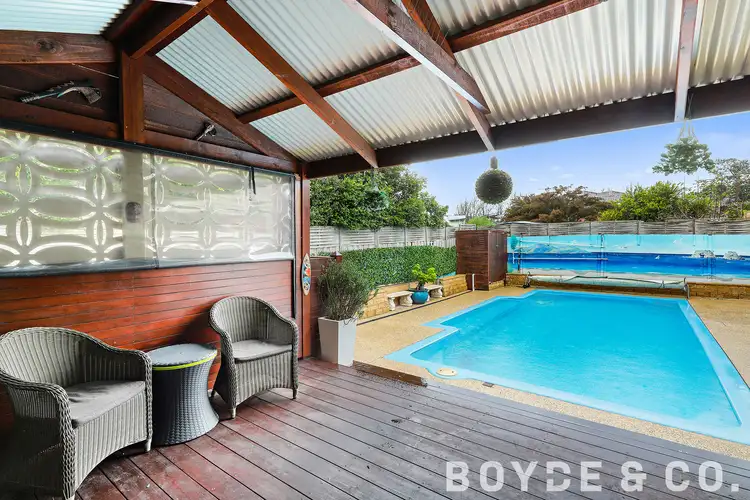 15 Jamie Court, Pakenham VIC 3810