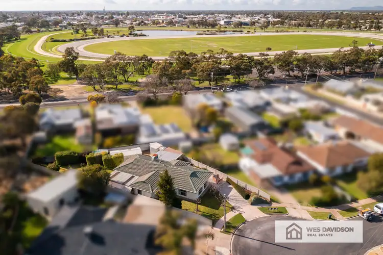 Fifth view of Homely house listing, 1 Carter Street, Horsham VIC 3400