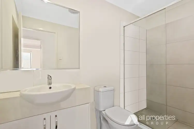 Fifth view of Homely semi-detached listing, 8 Foster Circuit, Hillcrest QLD 4118