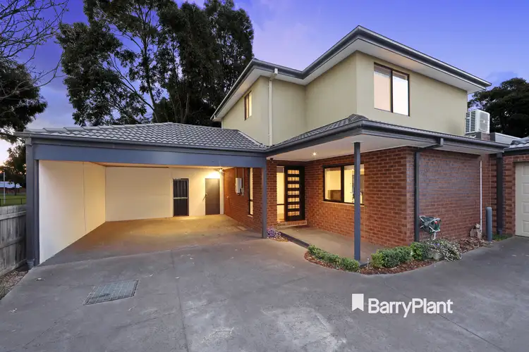 2/13 Metcalf Crescent, Rowville VIC 3178