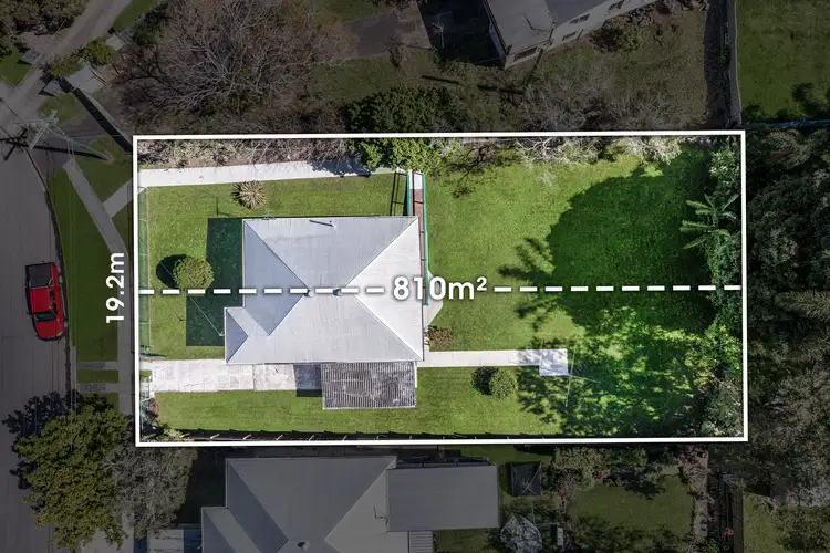 27 Raeburn Street, Manly QLD 4179