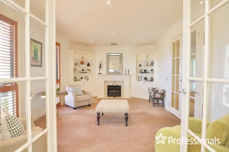 Fifth view of Homely house listing, 4 Honeysuckle Close, Mildura VIC 3500