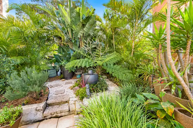 Sixth view of Homely apartment listing, 2/10 East Crescent Street, Mcmahons Point NSW 2060