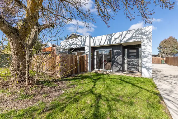 1/3 Brogden Court, Golden Point VIC 3350