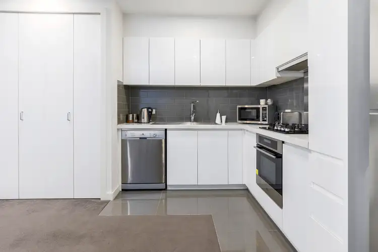 Second view of Homely apartment listing, Level 3 7/8 Ebdale Street, Frankston VIC 3199
