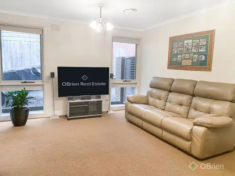 Fifth view of Homely house listing, 6 Dunraven Court, Frankston VIC 3199