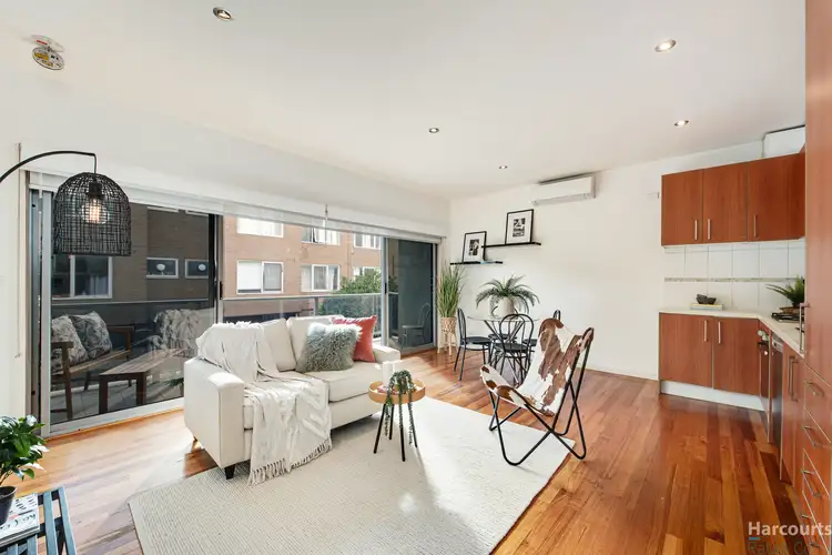 72 Hopetoun Avenue, Brunswick West VIC 3055