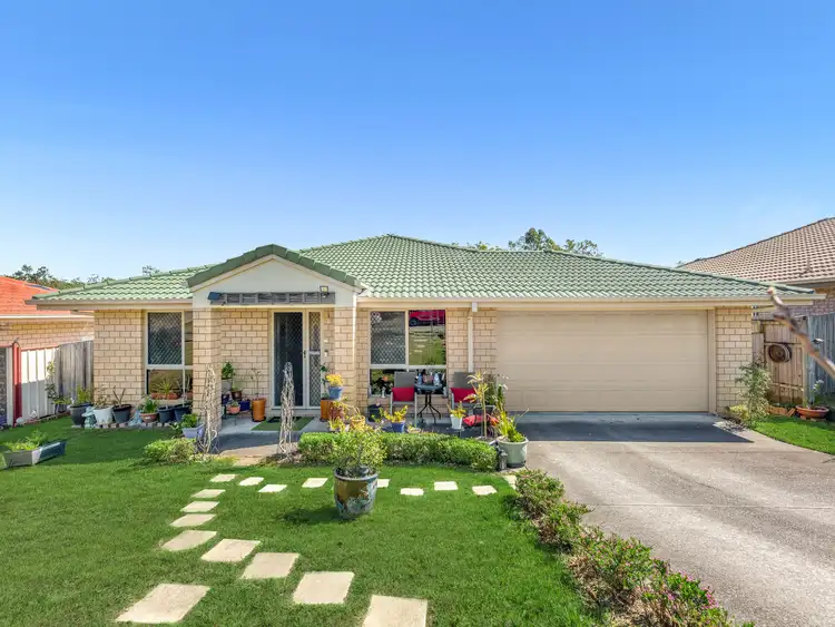 11 Sutherland Crescent