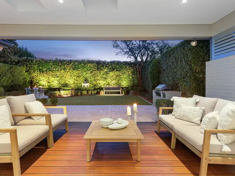 2 Summerville Crescent, Willoughby NSW 2068