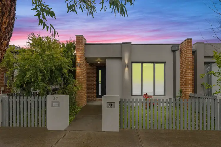 27 Passionfruit Crescent, Mernda VIC 3754