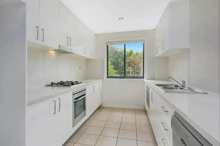 Second view of Homely apartment listing, 27/1-3 Eulbertie Avenue, Warrawee NSW 2074