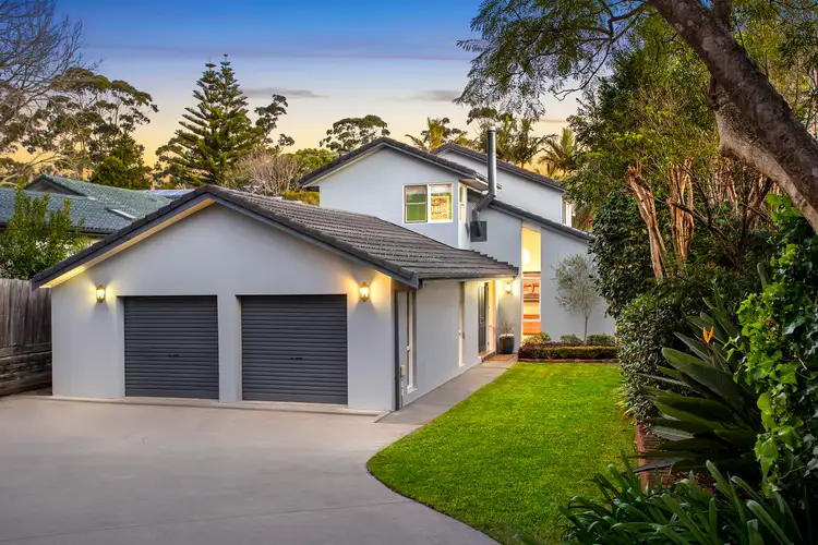 16 Richmond Avenue, St Ives NSW 2075