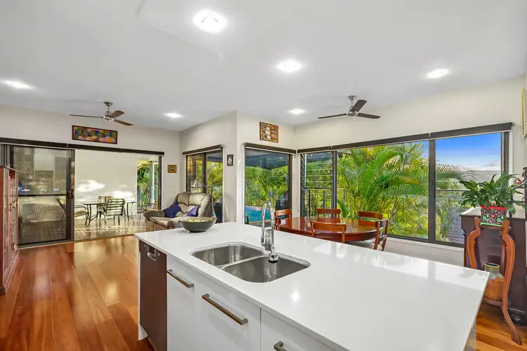 8 Black Myrtle Court, Woombye QLD 4559