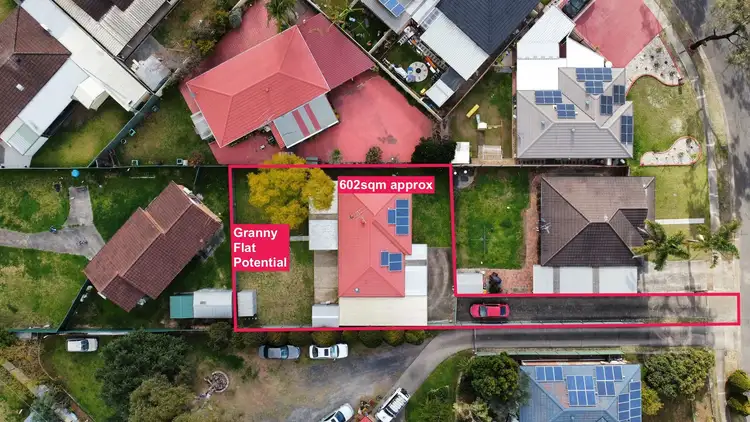 Second view of Homely house listing, 25 Beverly Place, Plumpton NSW 2761