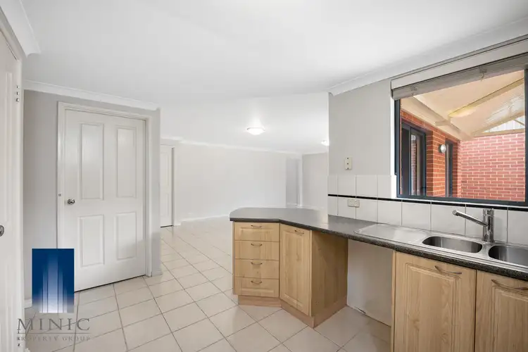 Fifth view of Homely townhouse listing, 2/31 The Lakes Boulevard, Jandakot WA 6164