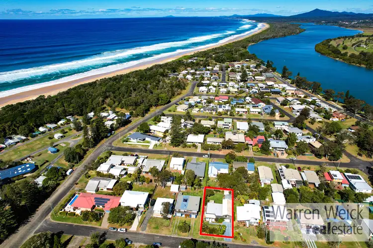 7 Azalea Avenue, Mylestom NSW 2454