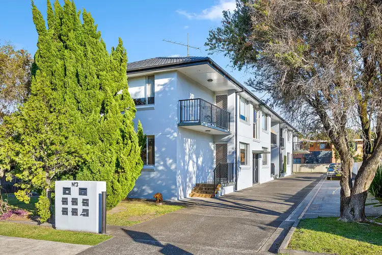 Main view of Homely unit listing, 1/3 Bourke Street, Fairy Meadow NSW 2519