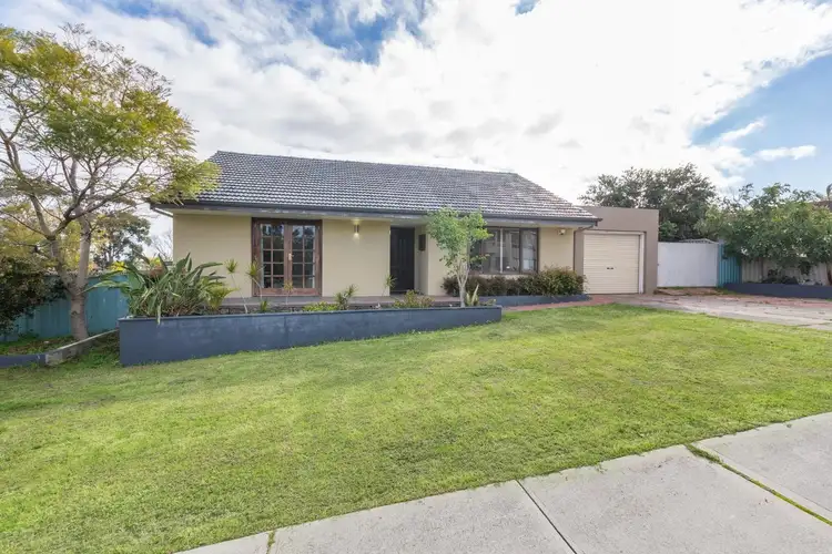81 Edgecumbe Street, Como WA 6152