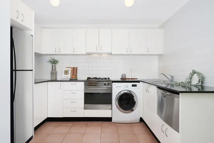 Third view of Homely unit listing, 31/10-12 Gerard Street, Cremorne NSW 2090