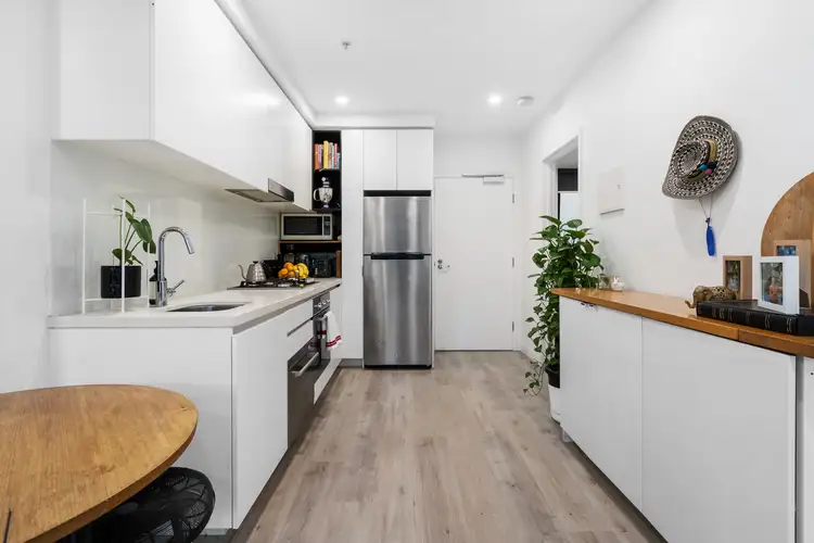 Fourth view of Homely apartment listing, 8/135 Roden Street, West Melbourne VIC 3003