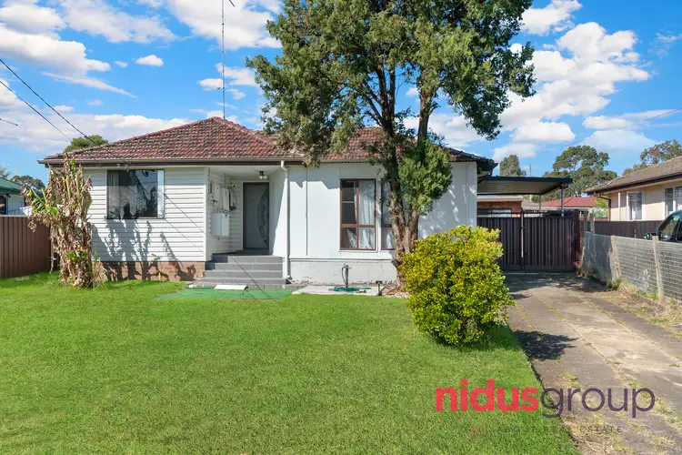 25 Moresby Crescent, Whalan NSW 2770