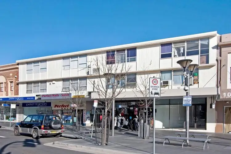 96-100 Bankstown City Plaza