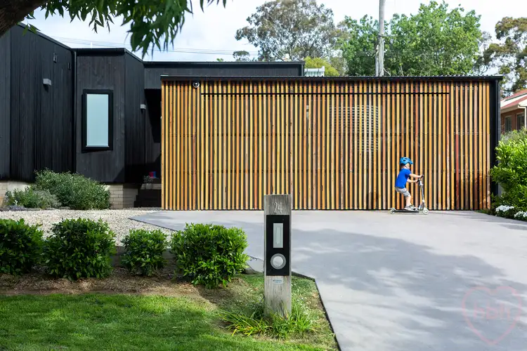 24 Raymond Street, Ainslie ACT 2602