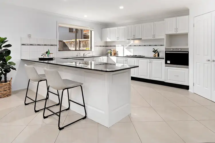 32 Drummond Road, Beaumont Hills NSW 2155