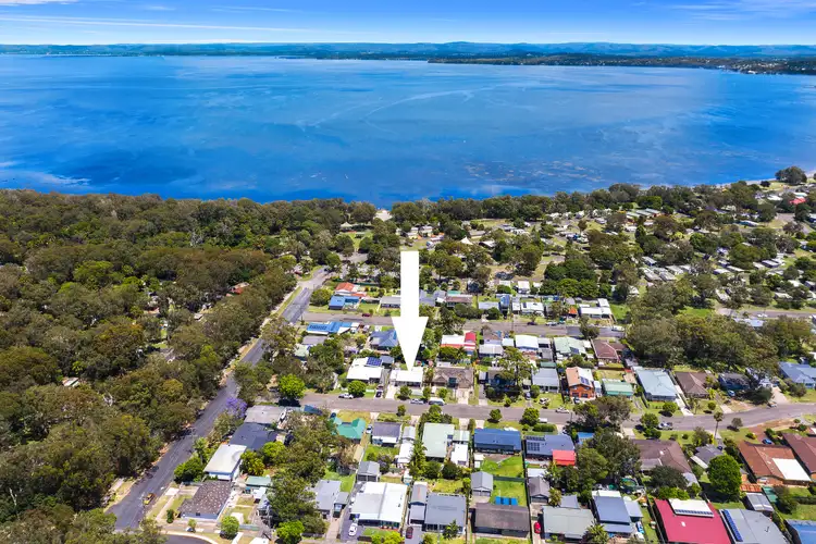 4 Banksia Street, Canton Beach NSW 2263