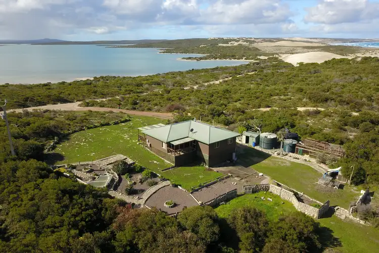 20A Mary Ellis Wreck Beach Road, Port Lincoln SA 5606