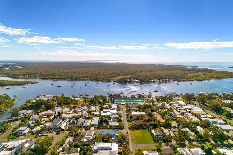 15 Cloudsley Street, Noosaville QLD 4566