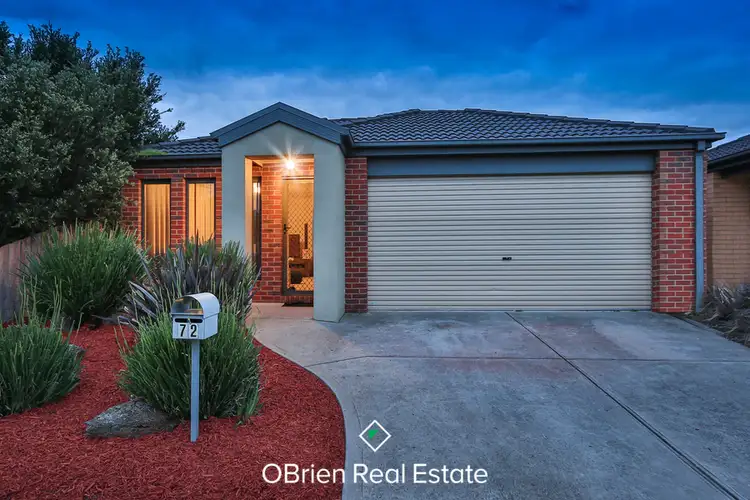 72 Pommel Street, Pakenham VIC 3810