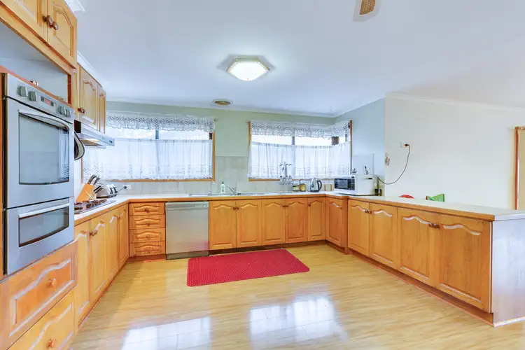 Fourth view of Homely house listing, 6 Rotoroa Court, Taylors Lakes VIC 3038