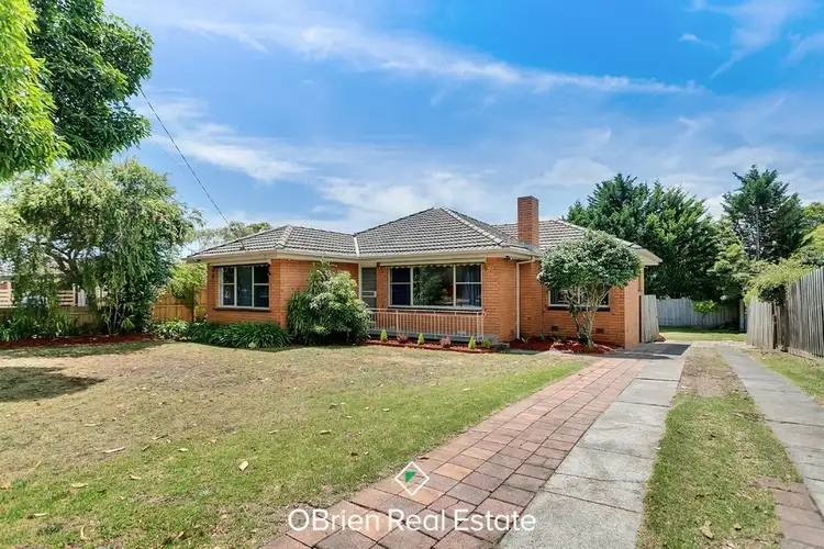 35 Brentwood Crescent, Frankston VIC 3199