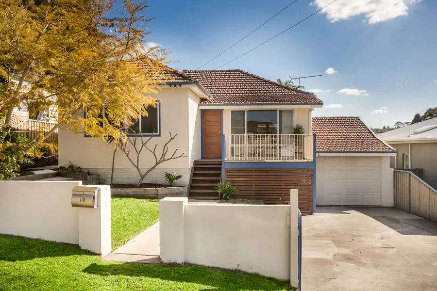 Main view of Homely house listing, 10 Bulgo Road, Helensburgh NSW 2508