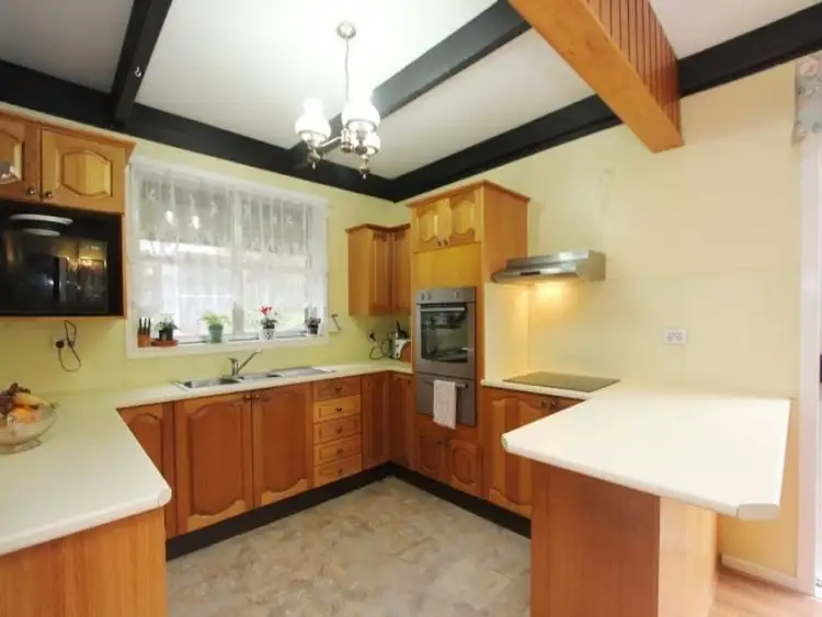 Fourth view of Homely house listing, 4 Glendare Crescent, Goulburn NSW 2580