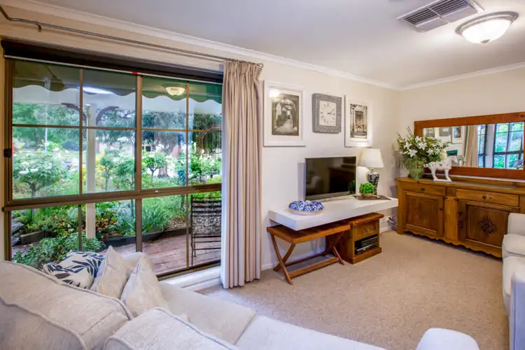 Fourth view of Homely house listing, 10 McCulloch Crescent, Wodonga VIC 3690