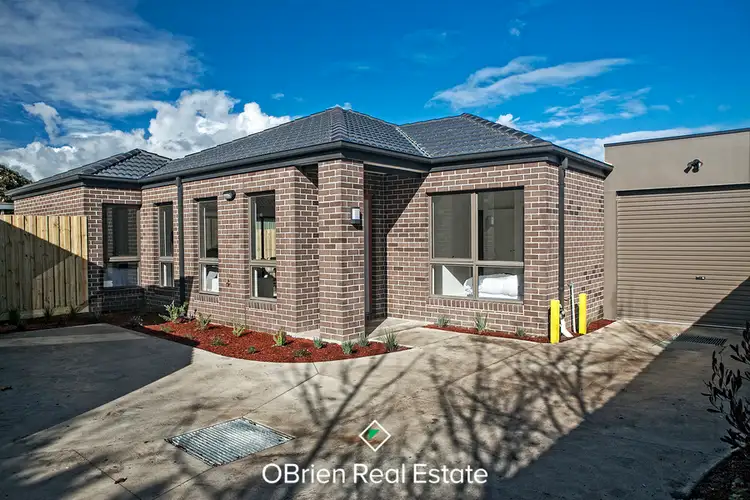 Main view of Homely unit listing, 10A Puffin Court, Endeavour Hills VIC 3802