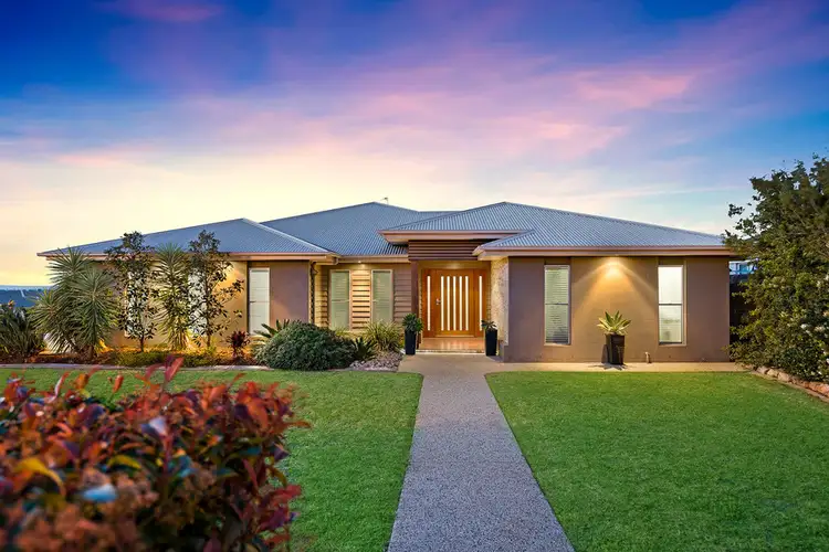 18 Quail Crescent, Highfields QLD 4352