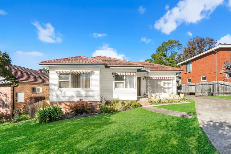 5 Montgomery Road, Carlingford NSW 2118