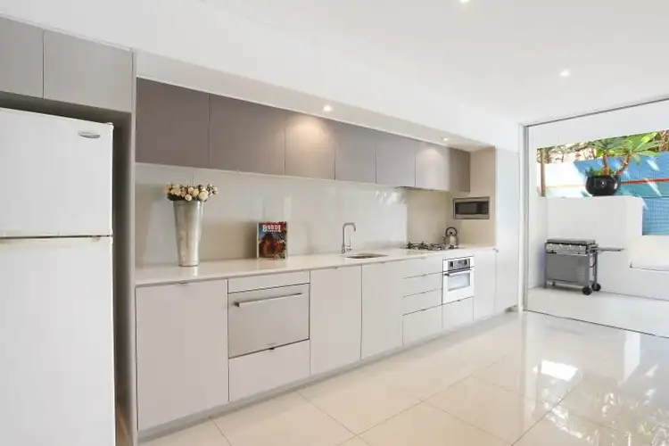 Third view of Homely apartment listing, 6/8 Jaques Avenue, Bondi Beach NSW 2026