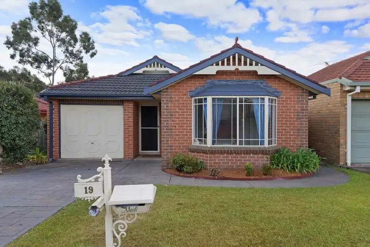 Main view of Homely house listing, 19 Trentham Park Court, Wattle Grove NSW 2173