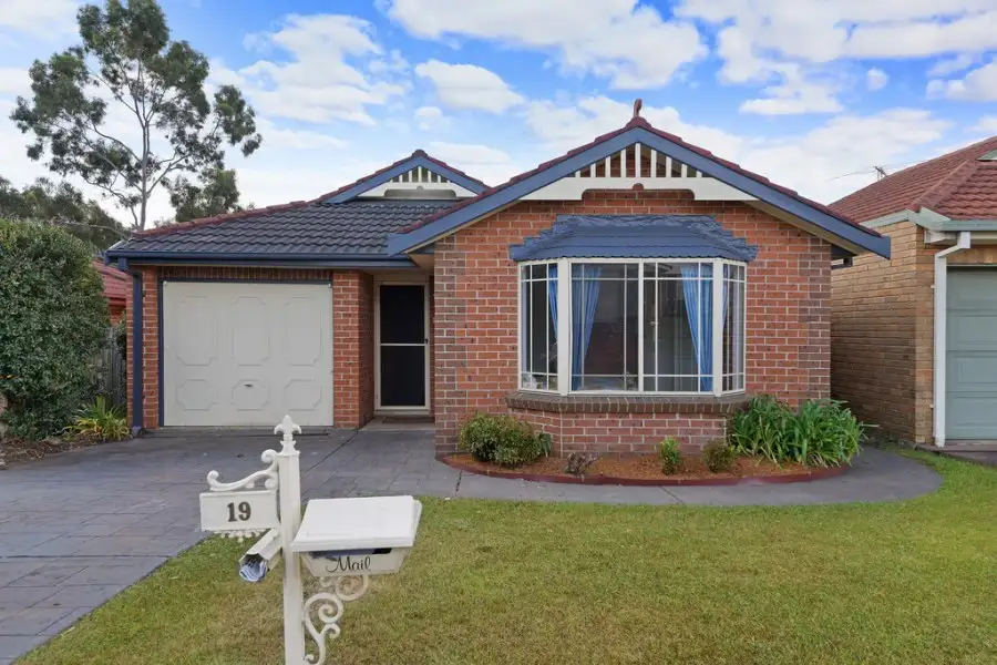 Main view of Homely house listing, 19 Trentham Park Court, Wattle Grove NSW 2173