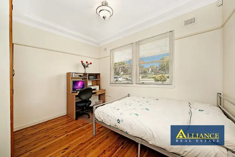 Sixth view of Homely house listing, 7 Singleton Avenue, East Hills NSW 2213