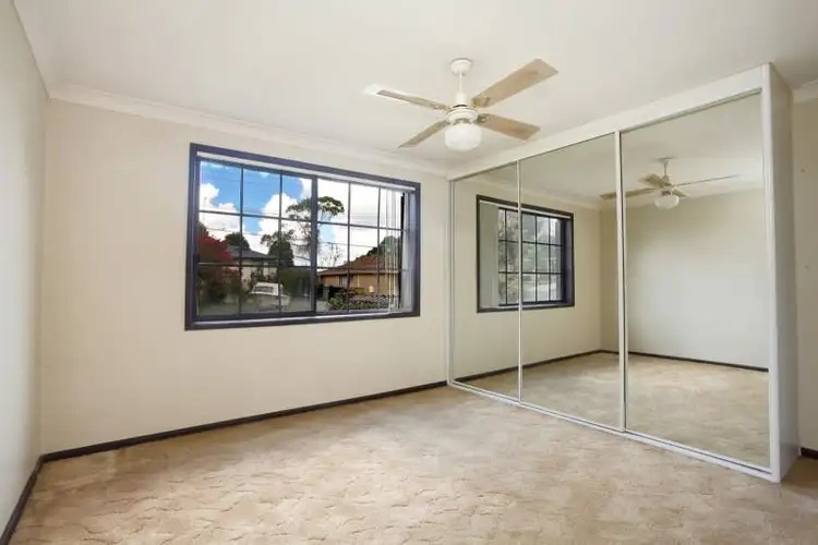 Fourth view of Homely house listing, 1 Neeta Avenue, Cambridge Park NSW 2747