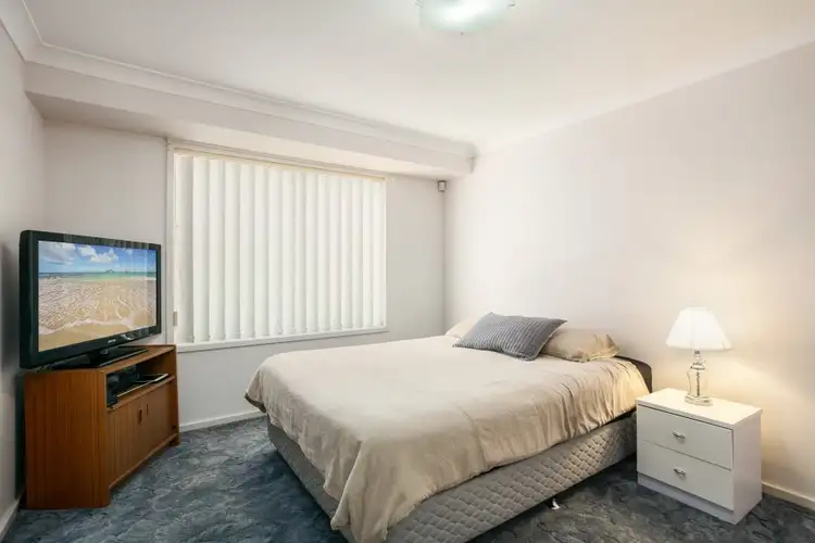 Sixth view of Homely villa listing, 1/71 College Avenue, Blackbutt NSW 2529