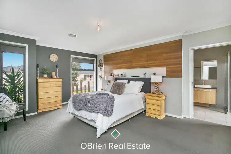Third view of Homely house listing, 20 Vanessa Circuit, Pakenham VIC 3810