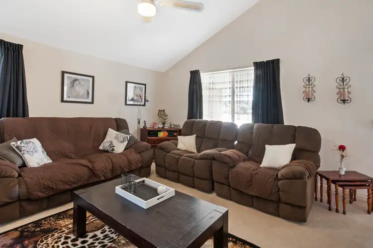 Second view of Homely house listing, 21 Jacob Crescent, Glenroy NSW 2653