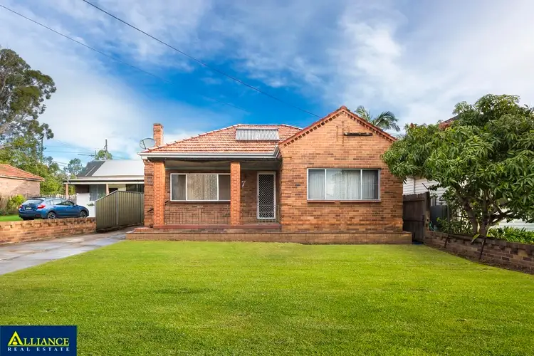 7 Childs Street, East Hills NSW 2213