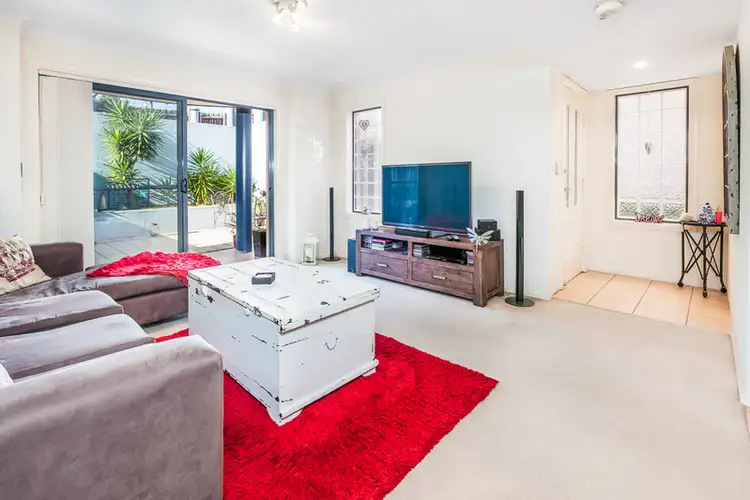 15/6 Mowbray Street, Sylvania NSW 2224